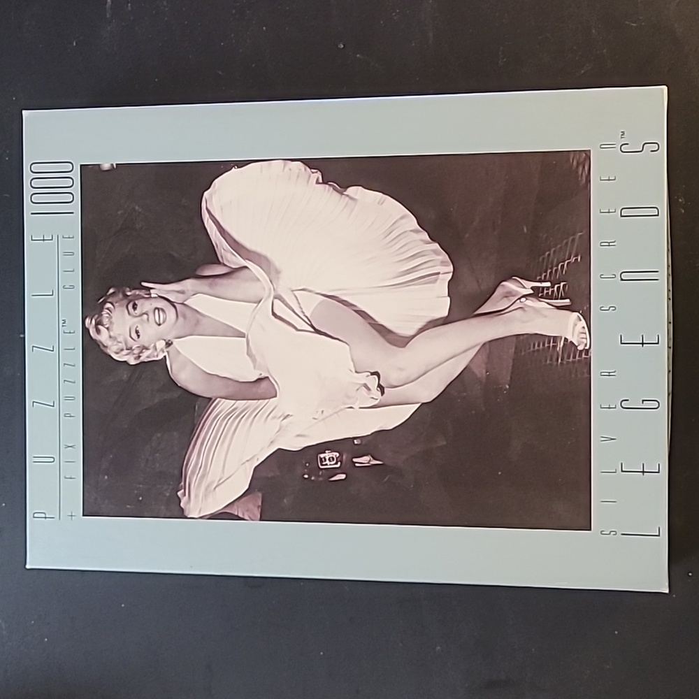Marilyn Monroe 1000 Piece Puzzle Silver Screen Legends